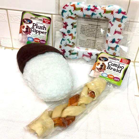 NWT DOG TOYS & DACHSHUND FRAME - Picture 1 of 11